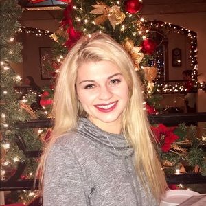 Meet your Posher, Karissa